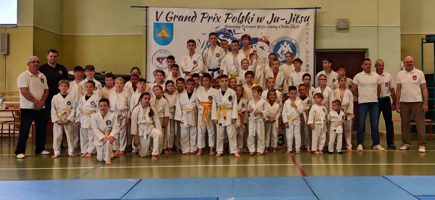 Zdjęcie uczestników turnieju w strojach do walki